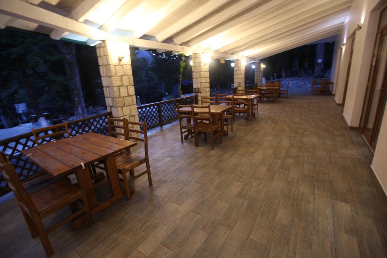 Bujtina Uji I Panjes, Log Cabins Dukat Luaran gambar