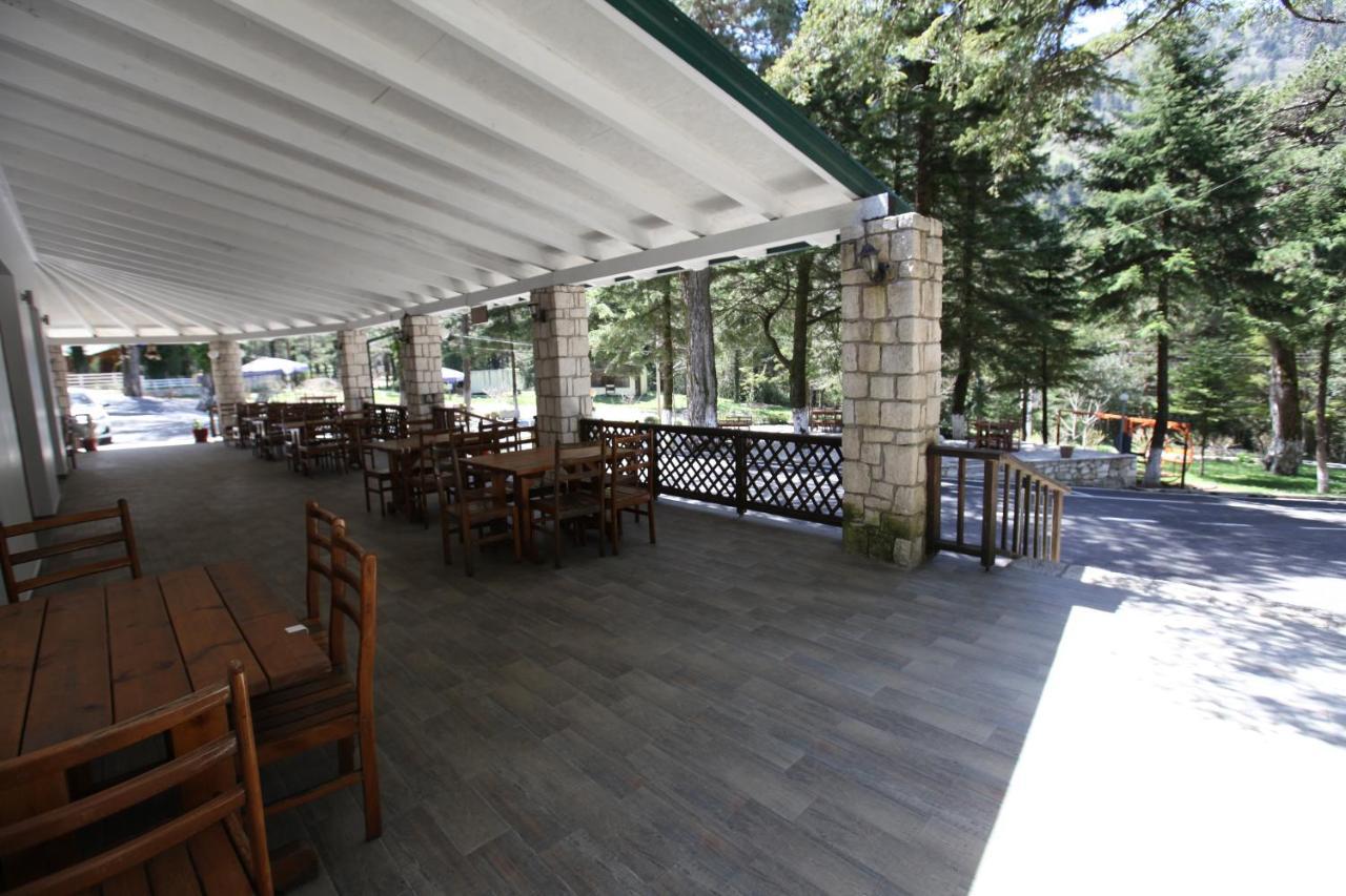 Bujtina Uji I Panjes, Log Cabins Dukat Luaran gambar